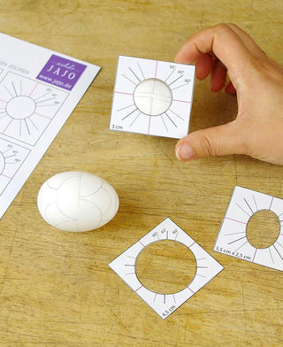 Eier für die Wachstechnik richtig vorbereiten, Kreise und Linien zeichnen, Anleitung sorbische Ostereier verzieren